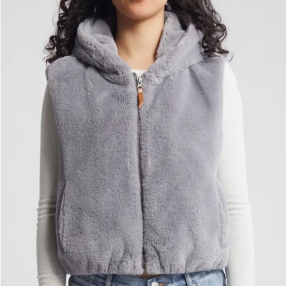 NEW Thread & Supply Mink Faux Hooded Cropped Vest Beige SOFT - Picture 2 of 9